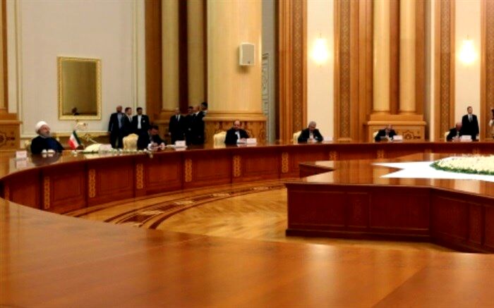 روحانی: توسعه روابط برادرانه با ترکمنستان برای ایران حائز اهمیت است