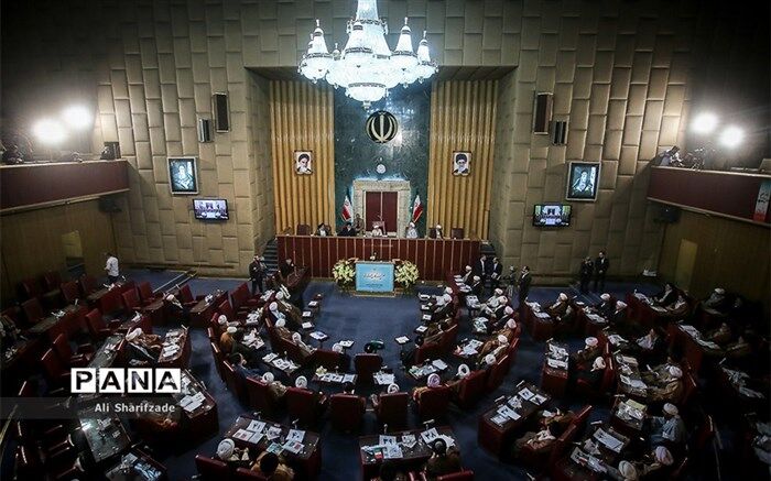اعضای مجلس خبرگان امروز با رهبری دیدار می‌کنند
