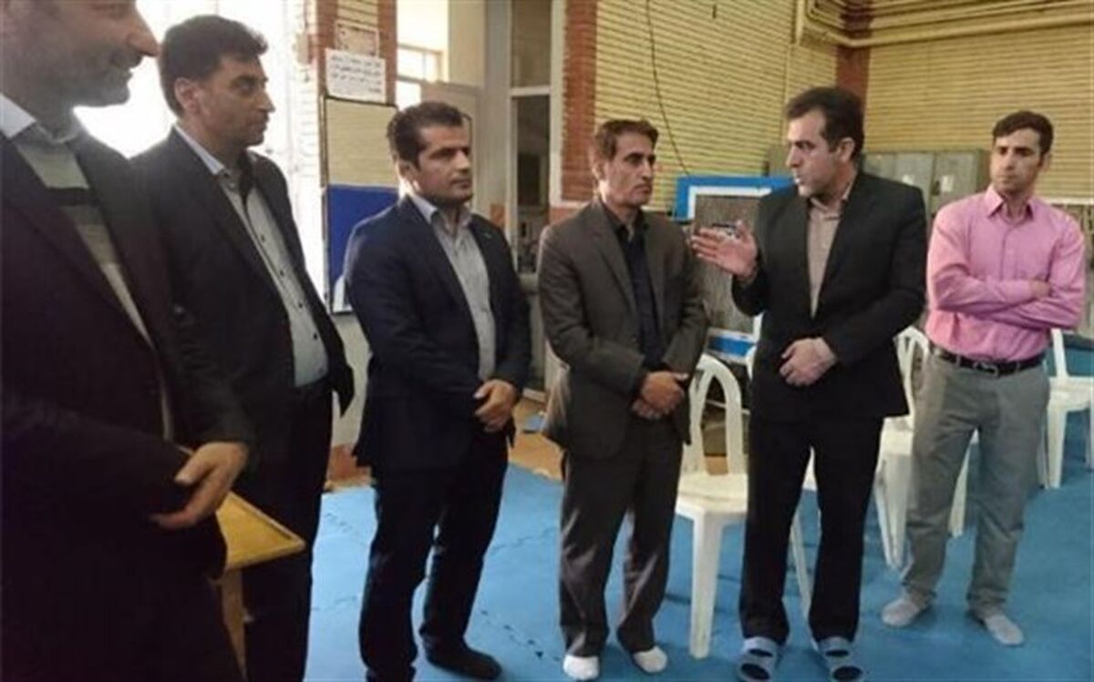 رونمایی از تجهیزات جدید سالن ورزشی نشاط ناحیه دو شهر کرمانشاه
