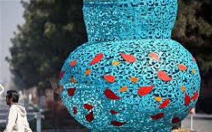 اجرای زنده هنر نقاشی در 30 میدان اصلی اصفهان