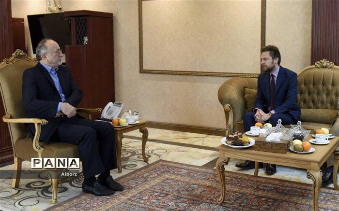 تقویت روابط بخش خصوصی البرز با لهستان به جد دنبال می شود