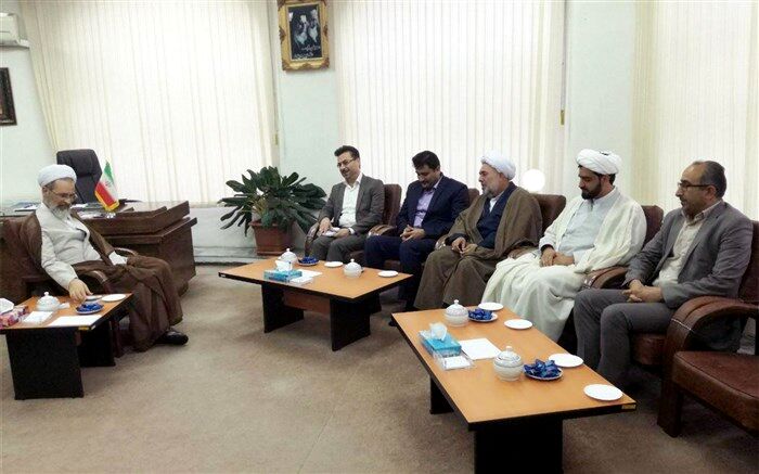 با استفاده از تجربیات کمیته امداد: سند چشم‌انداز فقر زدایی در استان قم تهیه و تدوین شود