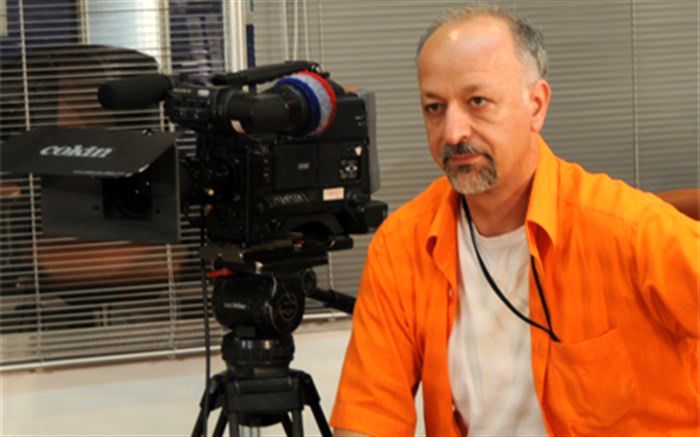 مسعود آب پرور: اگر هنر انقلابی کهنه شود، فراموش می‌شود