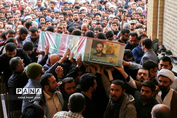 تشییع پیکر شهید مدافع حرم محمد مهدی لطفی نیاسر