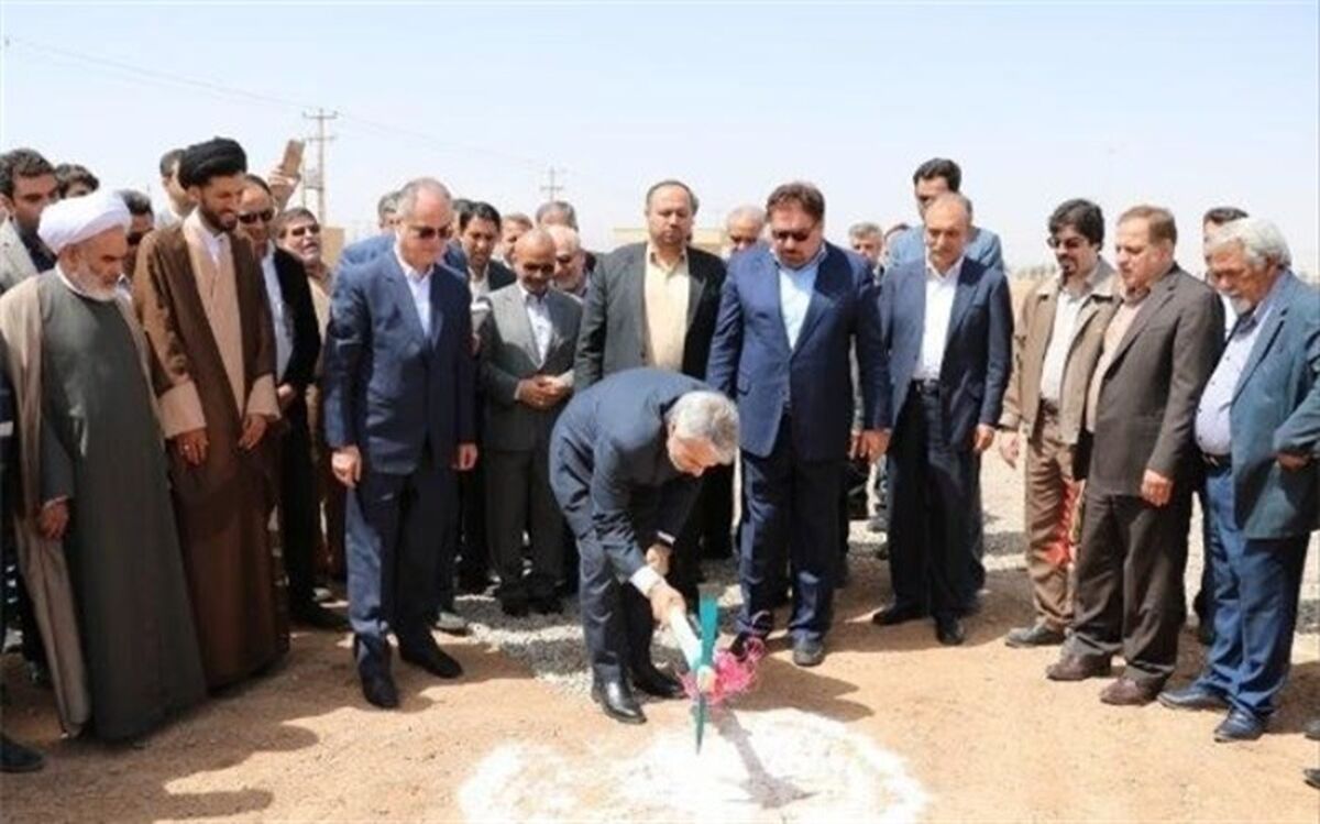کلنگ‎‎زنی مجهزترین مجتمع فرهنگی، ورزشی و تفریحی استان یزد در اردکان