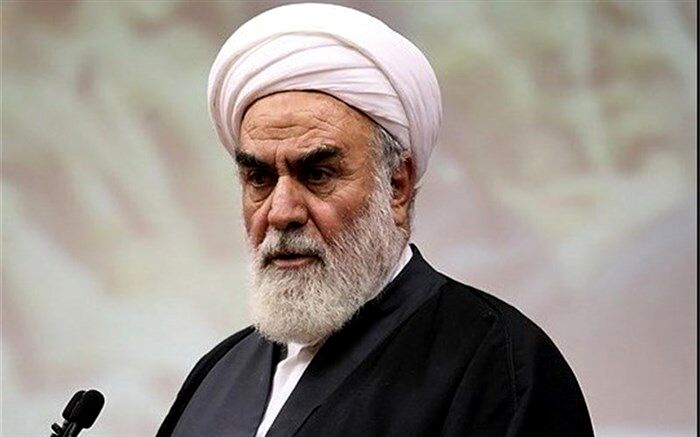 رئیس دفتر مقام معظم رهبری: آیت الله قربانی خودش کناره گیری کرد