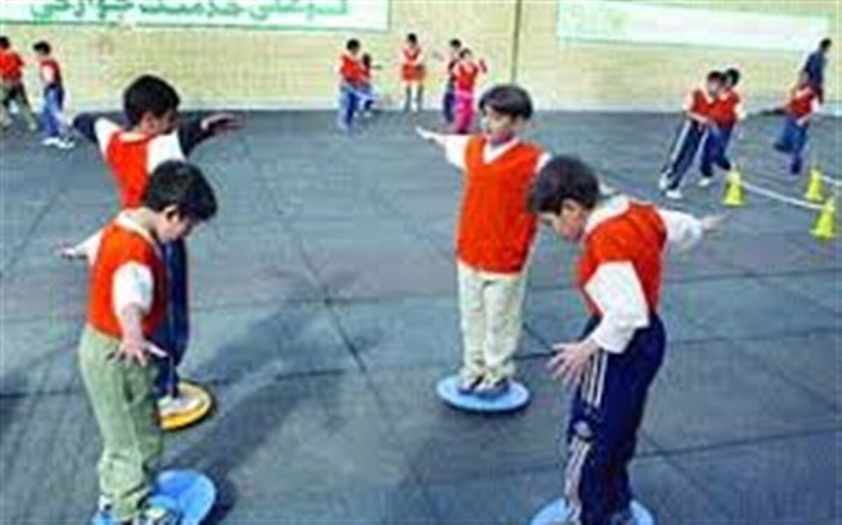 معاون تربیت بدنی و سلامت آموزش و پرورش کردستان:تعامل آموزش و پرورش و دانشگاه علوم پزشکی ضامن اجرای برنامه های تربیت بدنی است