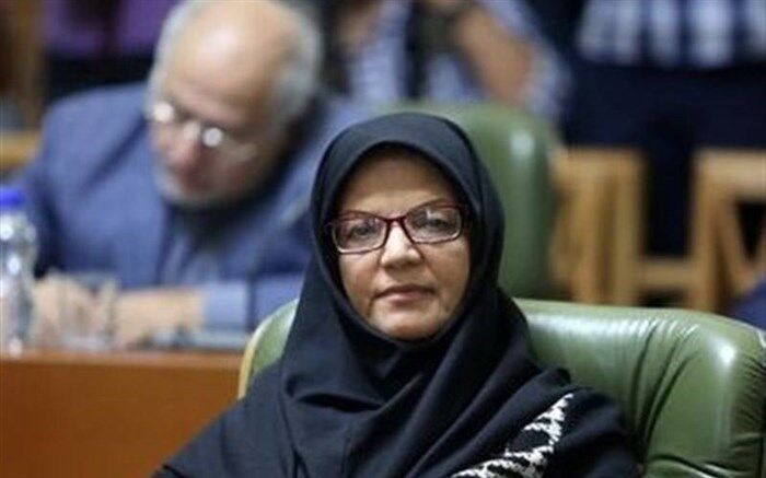 ناهید خداکرمی: آقای نجفی، شما بایستید و کار را ادامه دهید
