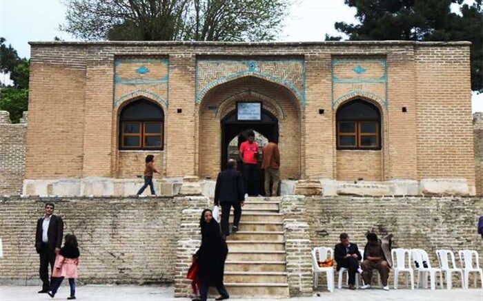 شمار گردشگران نوروزی استان ایلام از مرز 488 هزار نفر گذشت