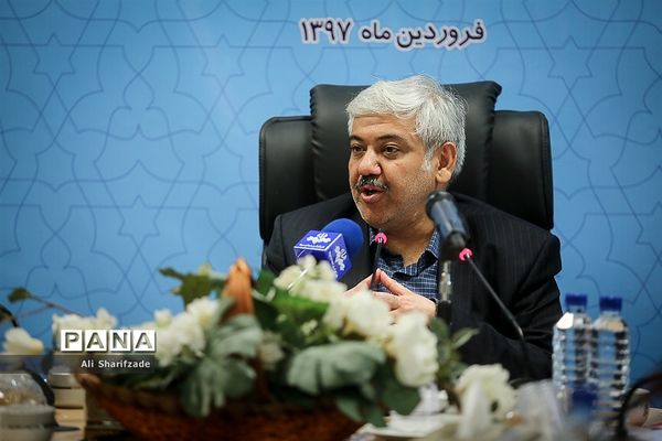 نشست خبری معاون توسعه مدیریت و پشتیبانی وزارت آموزش و پرورش