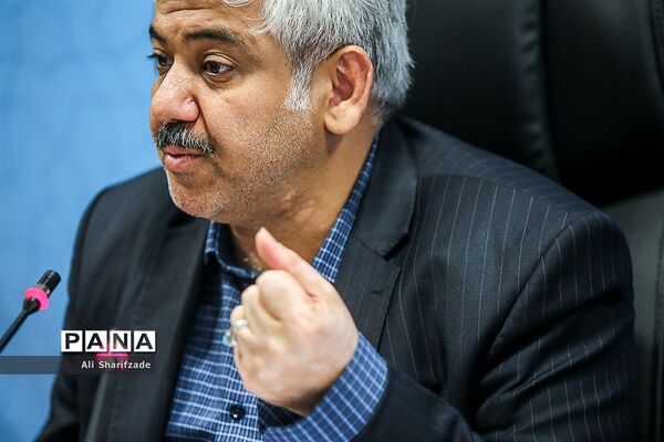 نشست خبری معاون توسعه مدیریت و پشتیبانی وزارت آموزش و پرورش