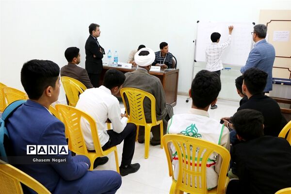 نهمین دوره انتخابات مجلس و شوراهایی دانش آموزی استان هرمزگان (2)
