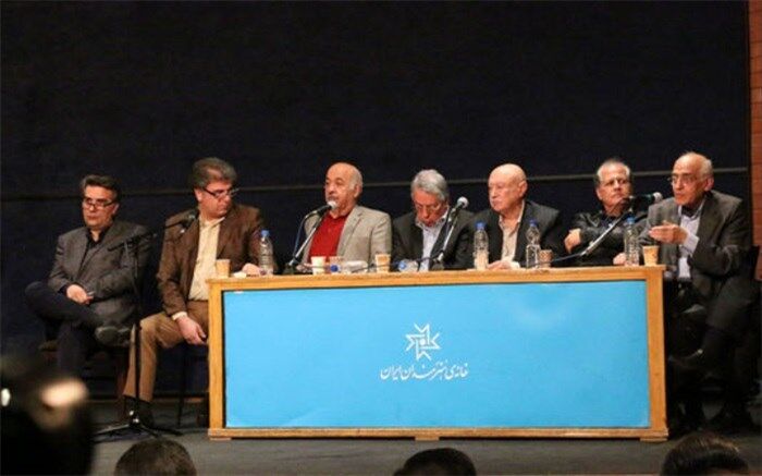 فرهاد فخرالدینی: نگذارید کسی که شایستگی ندارد برکرسی مدیریت خانه موسیقی  بنشیند
