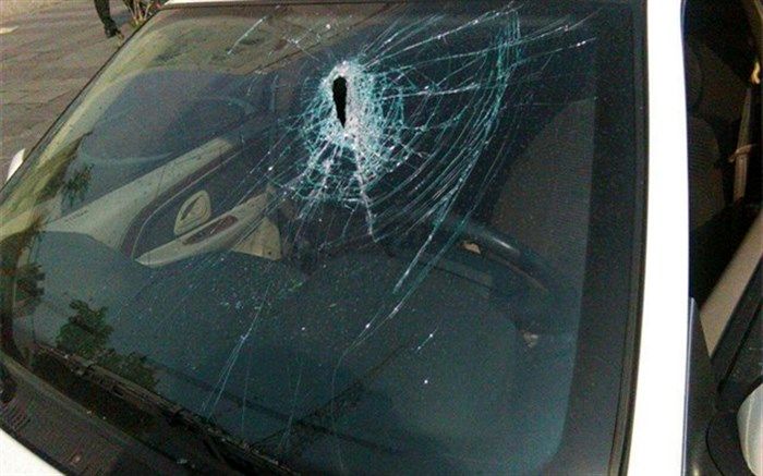 حمله به خودروی نماینده سبزوار مقابل مجلس + تصاویر