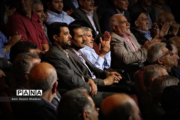 آیین تجلیل از بازنشستگان شهرداری کرج
