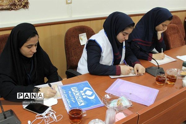 دیدار خبرنگاران پانا اسلامشهر با مدیر و شورای معاونین آموزش و پرورش