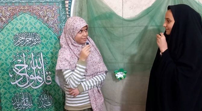 «دورهمی متفاوت» دختران نوجوان در مسجد