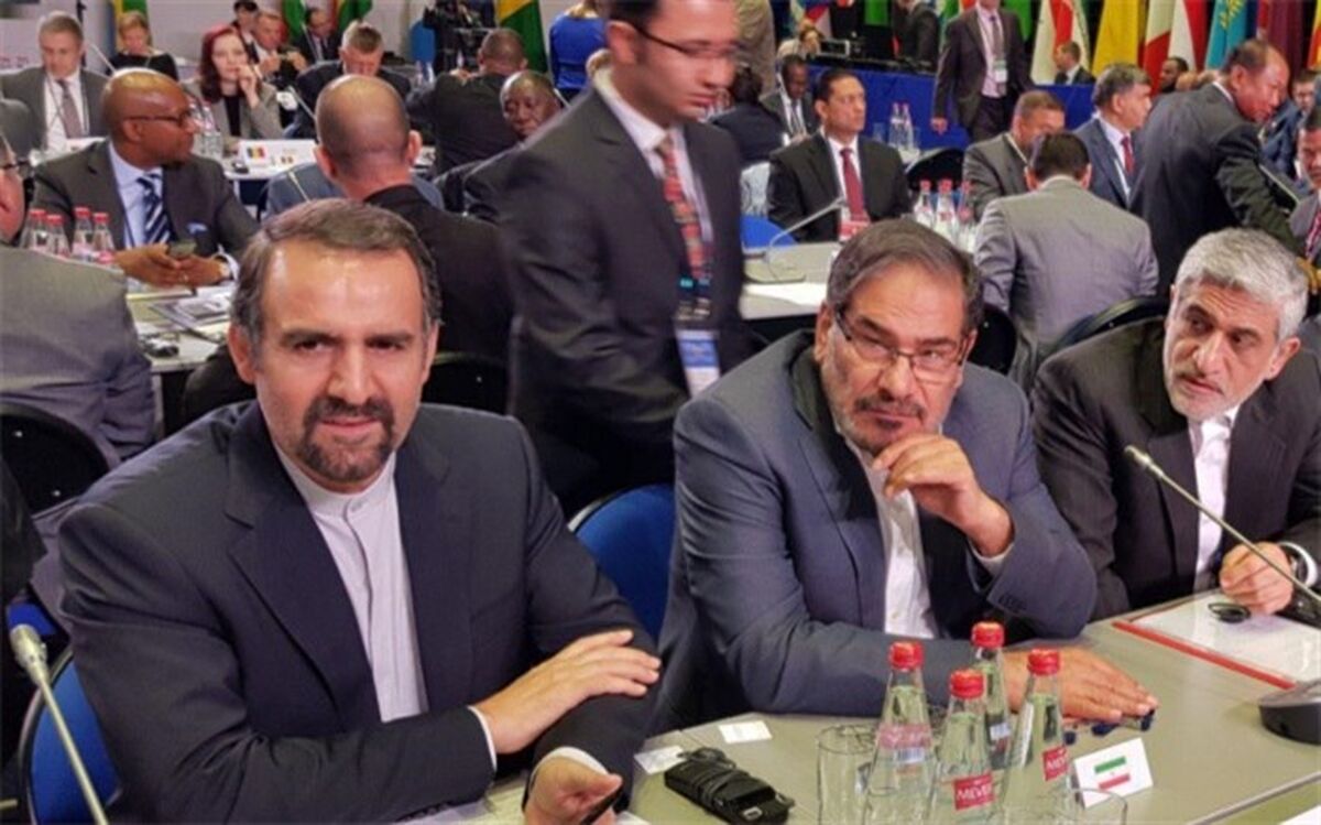 شمخانی: هر توافقی که اروپا و آمریکا در مورد آینده برجام بکنند از نظر ما بی اعتبار و فاقد ارزش است