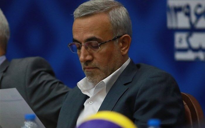 رئیس فدراسیون والیبال ایران در راه لوزان