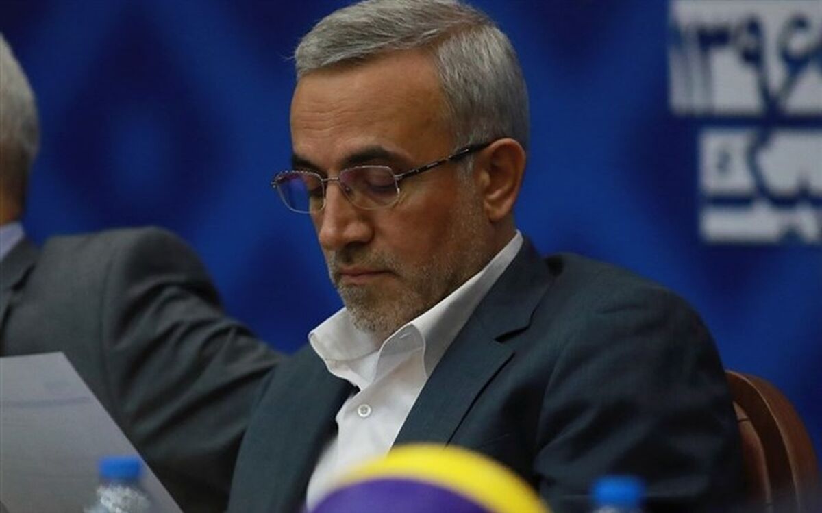 رئیس فدراسیون والیبال ایران در راه لوزان