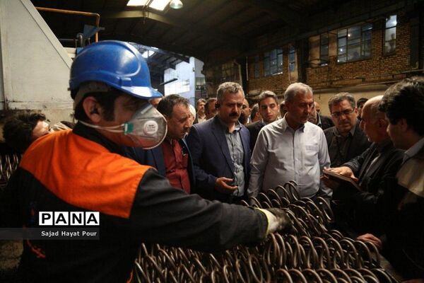 سفر علی ربیعی وزیر کار و امور اجتماعی به قم و دیدار با مراجع عظام تقلید