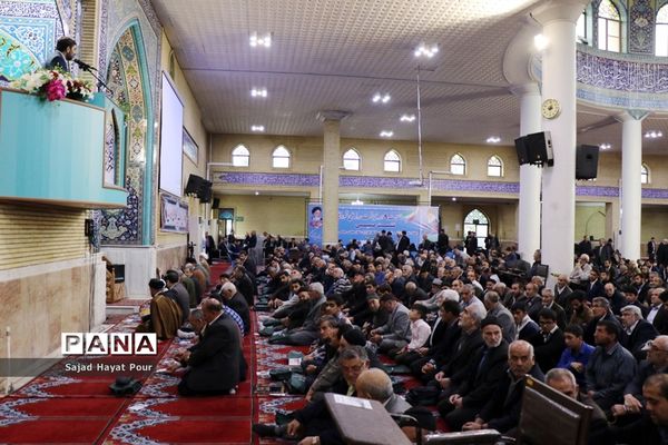 سفر علی ربیعی وزیر کار و امور اجتماعی به قم و دیدار با مراجع عظام تقلید