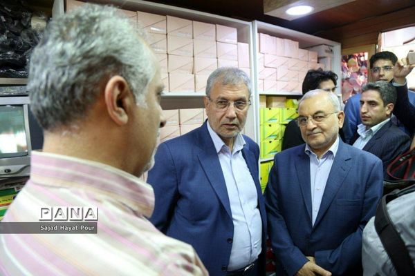 سفر علی ربیعی وزیر کار و امور اجتماعی به قم و دیدار با مراجع عظام تقلید