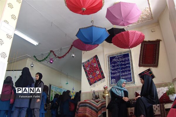 بازدید دانش آموزان پایه نهم از هنرستان بحرالعلوم چهاردانگه