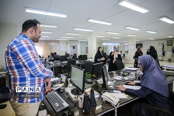حضور ناهید خداکرمی  عضو شورای شهر تهران در خبرگزاری پانا