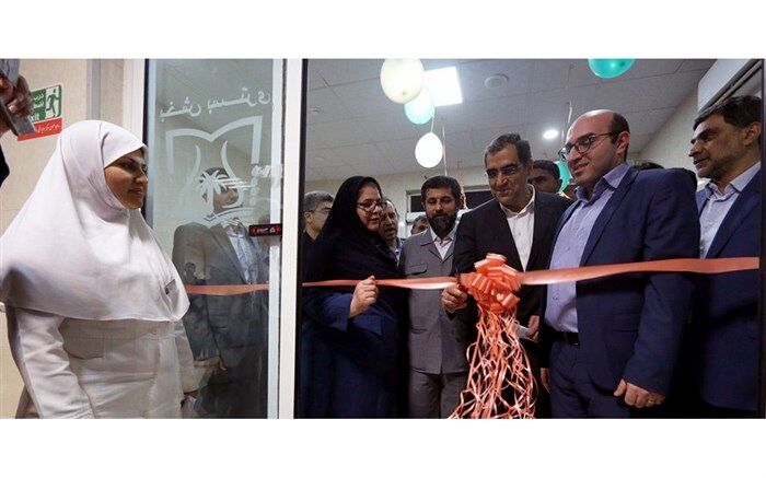پروژه های بخش سلامت در آبادان و خرمشهر با حضور وزیر بهداشت و استاندار خوزستان افتتاح شد