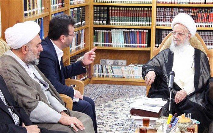 پرداخت زکات فطریه به کمیته امداد را سفارش می‌کنم