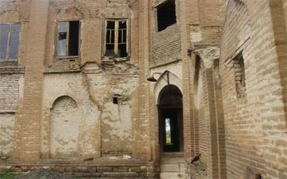 قلعه تاریخی روستای بدلبوی ارومیه مرمت می شود