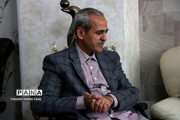 دیدار رئیس دفتر رئیس جمهور با خانواده های شهیدان مدافع حرم و جانبازان سرافراز اسلام و کارگر نمونه سال 96