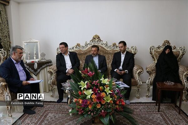 دیدار رئیس دفتر رئیس جمهور با خانواده های شهیدان مدافع حرم و جانبازان سرافراز اسلام و کارگر نمونه سال 96