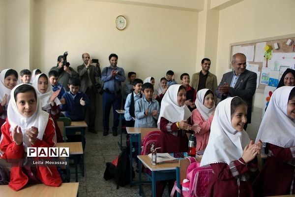 افتتاح مدرسه خیرساز مرحومه حمیده اشکان نژاد در روستای فتح آباد