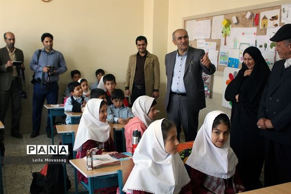 افتتاح مدرسه خیرساز مرحومه حمیده اشکان نژاد در روستای فتح آباد