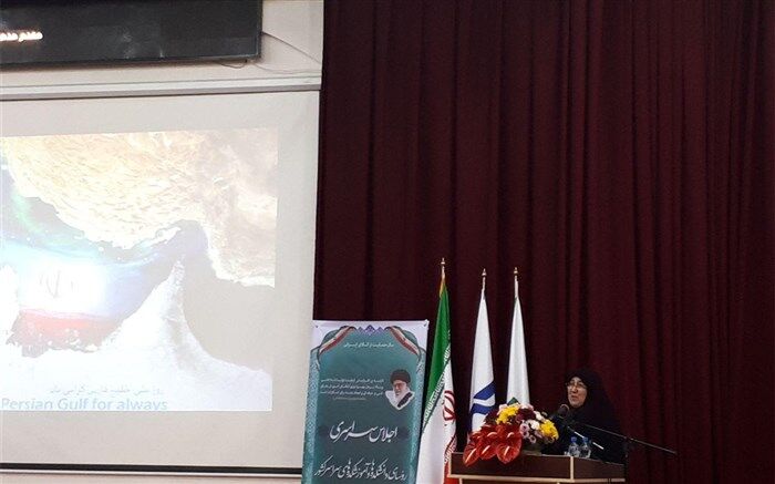 رئیس دانشکده فنی و حرفه ای دختران شریعتی تاکید کرد: به روزآوری تجهیزات در دانشگاه های فنی و حرفه ای