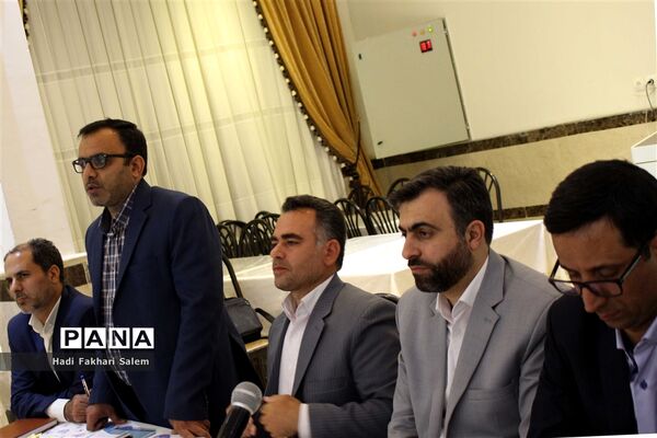 نشست معاونین پرورشی شهرستانهای استان تهران پیرامون پایگاههای اوقات فراغت