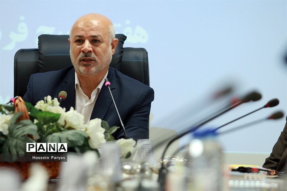 نشست خبری رئیس سازمان بسیج فرهنگیان به مناسبت هفته بزرگداشت مقام معلم و هفته بسیج فرهنگیان