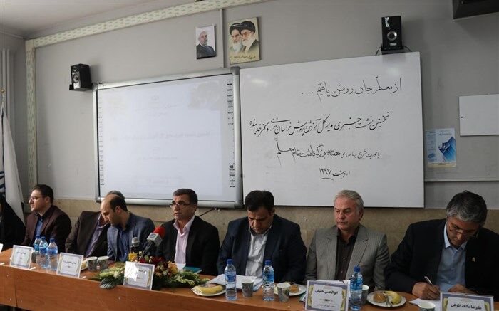 انتخاب 115 معلم نمونه استانی بر اساس شاخص های تمام ساحتی