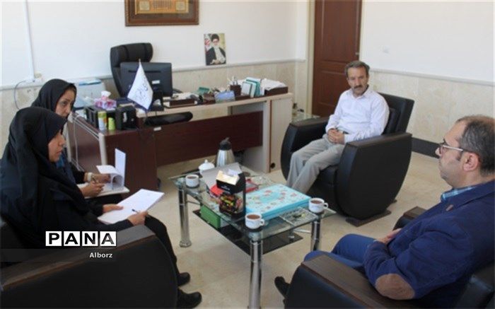 نشست مشترک مشاور استاندار، مدیرکل امور اتباع و مهاجرین خارجی استانداری البرز و نماینده کمیساریای عالی سازمان ملل در امور پناهندگان