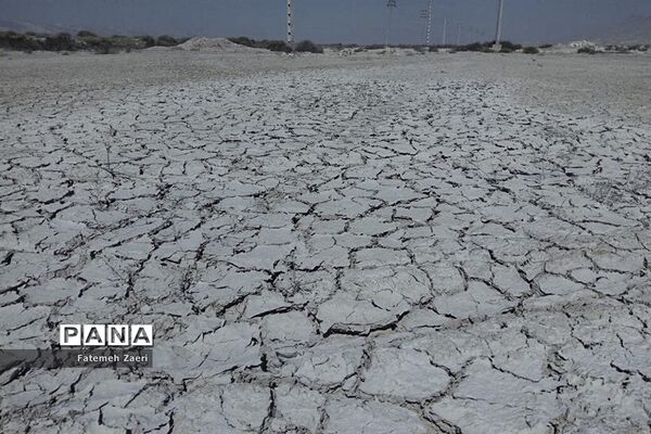 لامِرد خشک غرق در خشکسالی