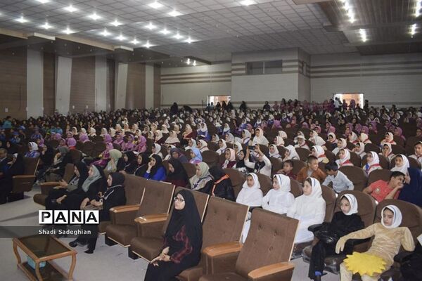 جشن سپاس مربی در زرین دشت فارس