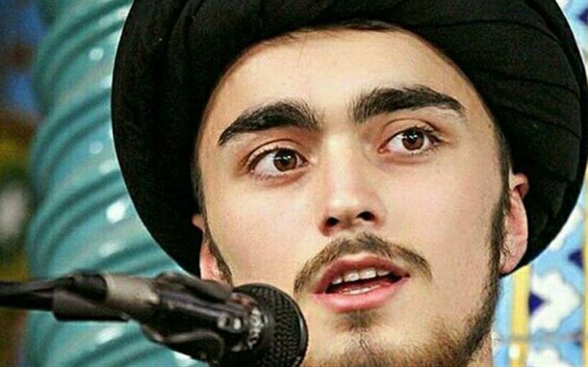 واکنش سید احمد خمینی به انتقادها از مراسم عمامه‌گذاری‌اش