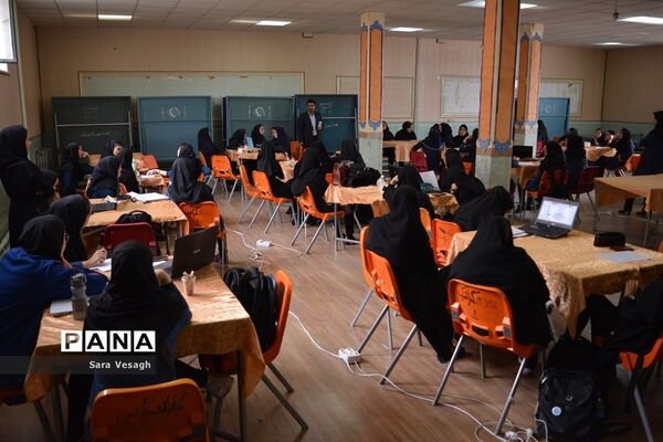 استارت آپی در هنرستان دخترانه گلشن شهریار