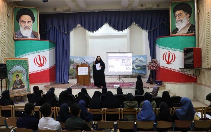 کارگاه آموزش اصول خبرنویسی و عکاسی دانش آموزان  مرند  برگزار شد