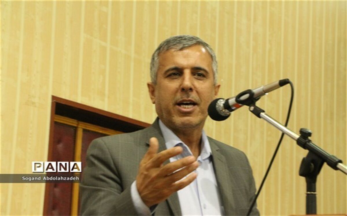 مدیرکل دفتر انجمن اولیاومربیان خبر داد: برگزاری کلاس‌های  آموزشی برای اولیای دانش‌آموزان  در ادارات و نهادها
