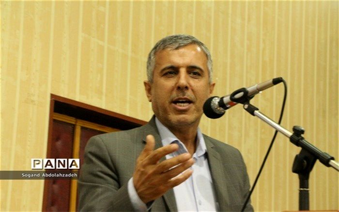 مدیرکل دفتر انجمن اولیاومربیان خبر داد: برگزاری کلاس‌های  آموزشی برای اولیای دانش‌آموزان  در ادارات و نهادها