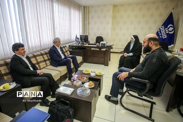 بازدید رئیس مجمع خیرین مدرسه‌ساز شهر تهران از خبرگزاری پانا