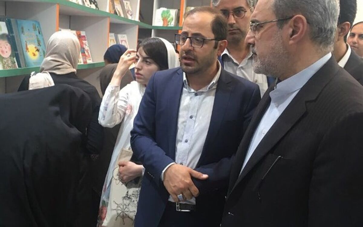 توصیه  وزیر آموزش و پرورش به خانواده‌ها درباره انتخاب کتاب مناسب در نمایشگاه کتاب